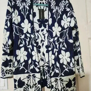 Lauren Michelle cardigan size S
